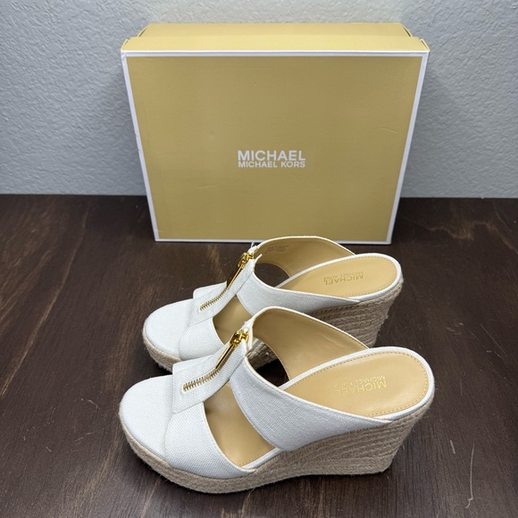 Michael Kors Bradley Linen Blend Canvas Wedge White Sandal EUC Size 7 - Picture 4 of 10